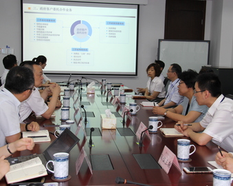 中检集团领导、中心主任陆梅到南京分中心开展工作调研