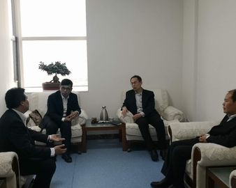 中心领导到青岛市崂山区政府进行业务交流