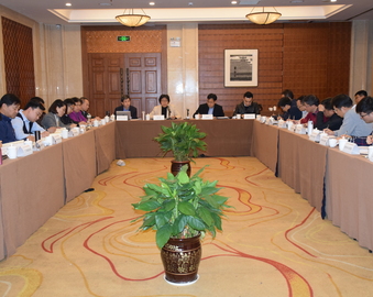 中心召开2018年党建工作总结会