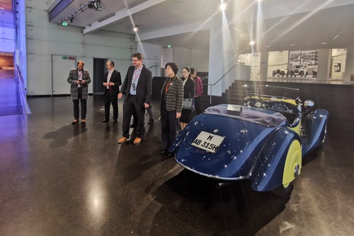 2宝马参观_副本 2宝马参观_副本