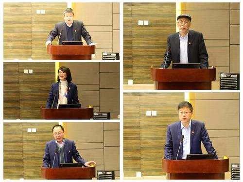 配图2代表发言 配图2代表发言