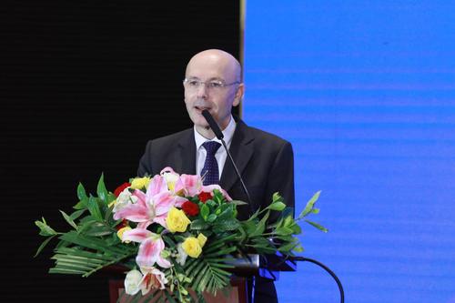 欧盟驻华代表团一等参赞 Frank Schmiedel博士讲话