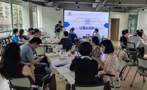 40b2bc121cbcbb2766f7a8299a62279