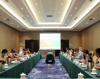 中心召开气候变化适应标准研讨暨气候适应研究项目验收专家评审会