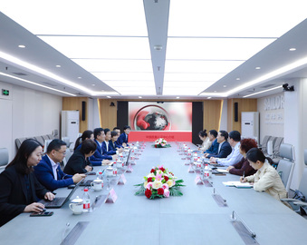 中国检验检测学会一行到访中心