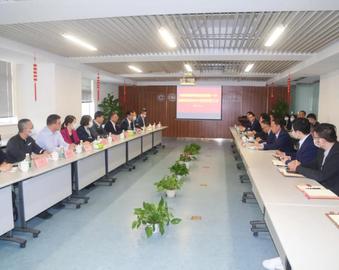 中检集团党委副书记、总经理李忠榜一行到武汉分中心调研