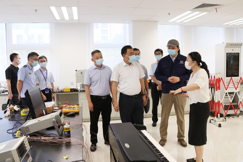 上海市浦东新区领导到中国质量认证中心上海分中心调研2 上海市浦东新区领导到中国质量认证中心上海分中心调研2