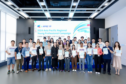 中国质量认证中心青年代表荣获2024年中国IEC青年专家称号1