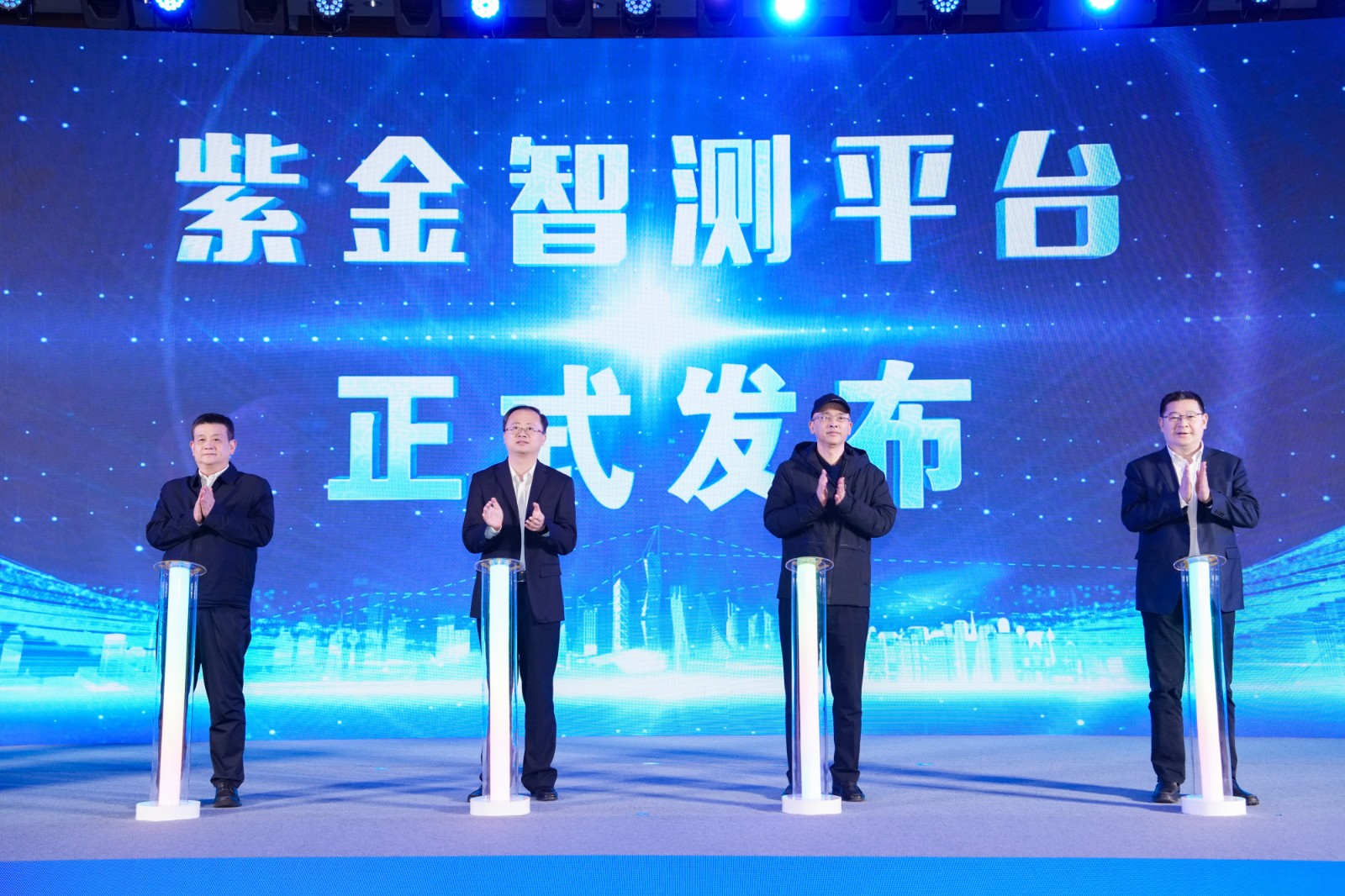 孙汉福出席2026网络通信安全融合生态创新发展大会3